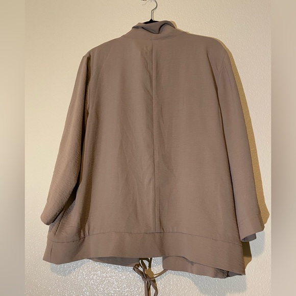 NYC Women's Utility Jacket in Tan Size 1X - Picture 5 of 7